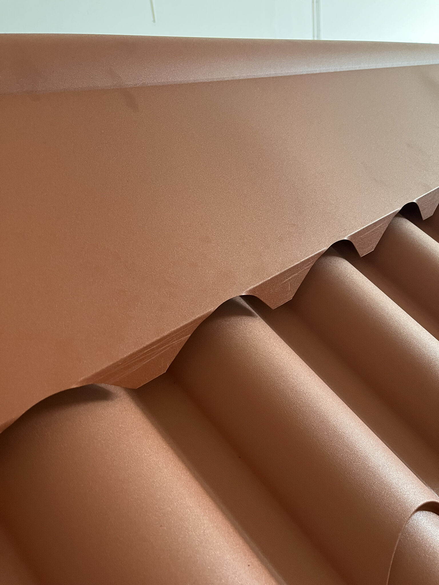 Tetto In Semicolmo Fustellato Lamiera Per Lamiera Finto Coppo Color Rosso Coppo Lamiera Semicolmo Fustellato - Foto 9